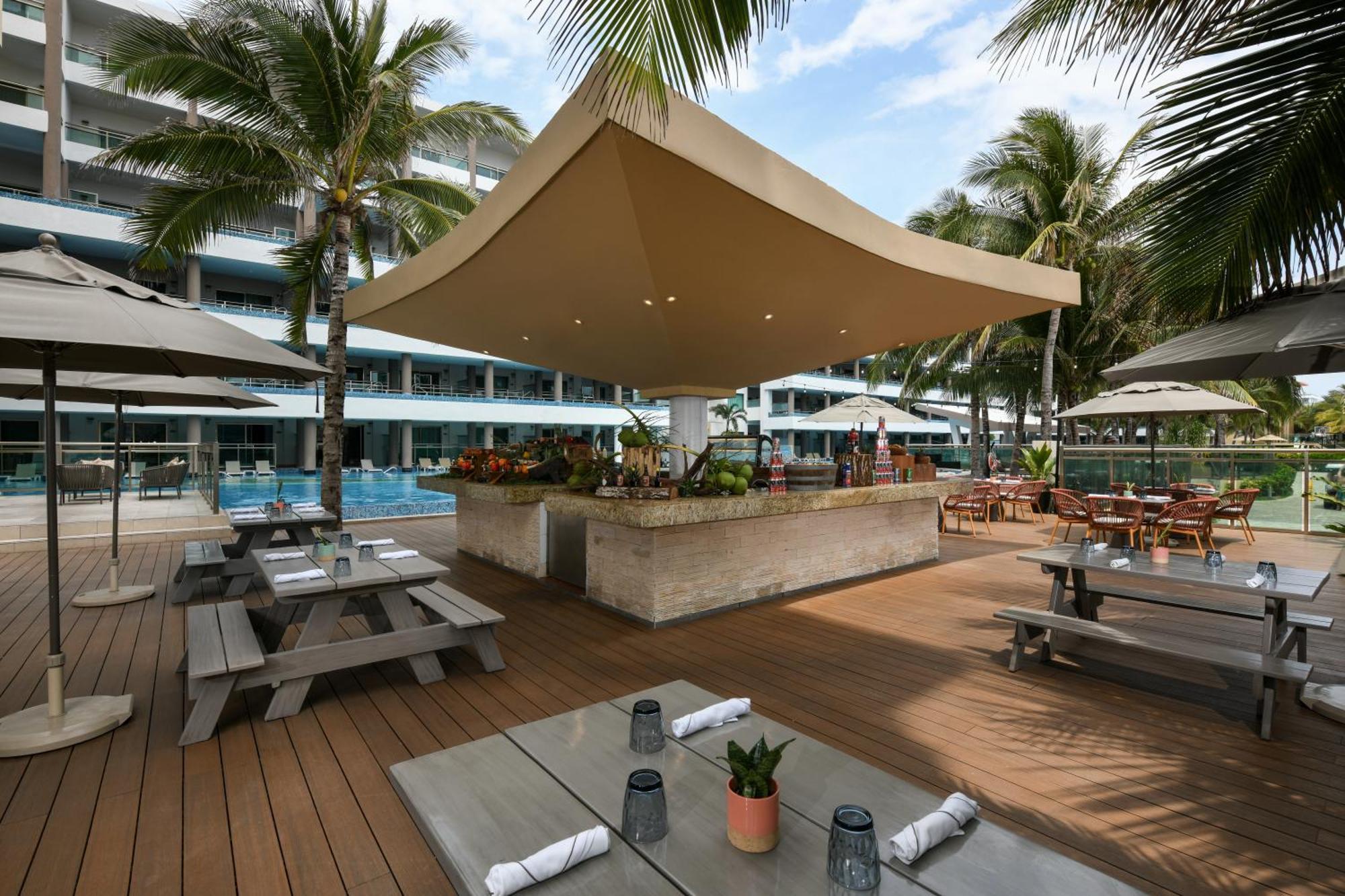 Generations Riviera Maya Family Resort Catamaran, Water Park & More Inclusive Puerto Morelos Exteriör bild